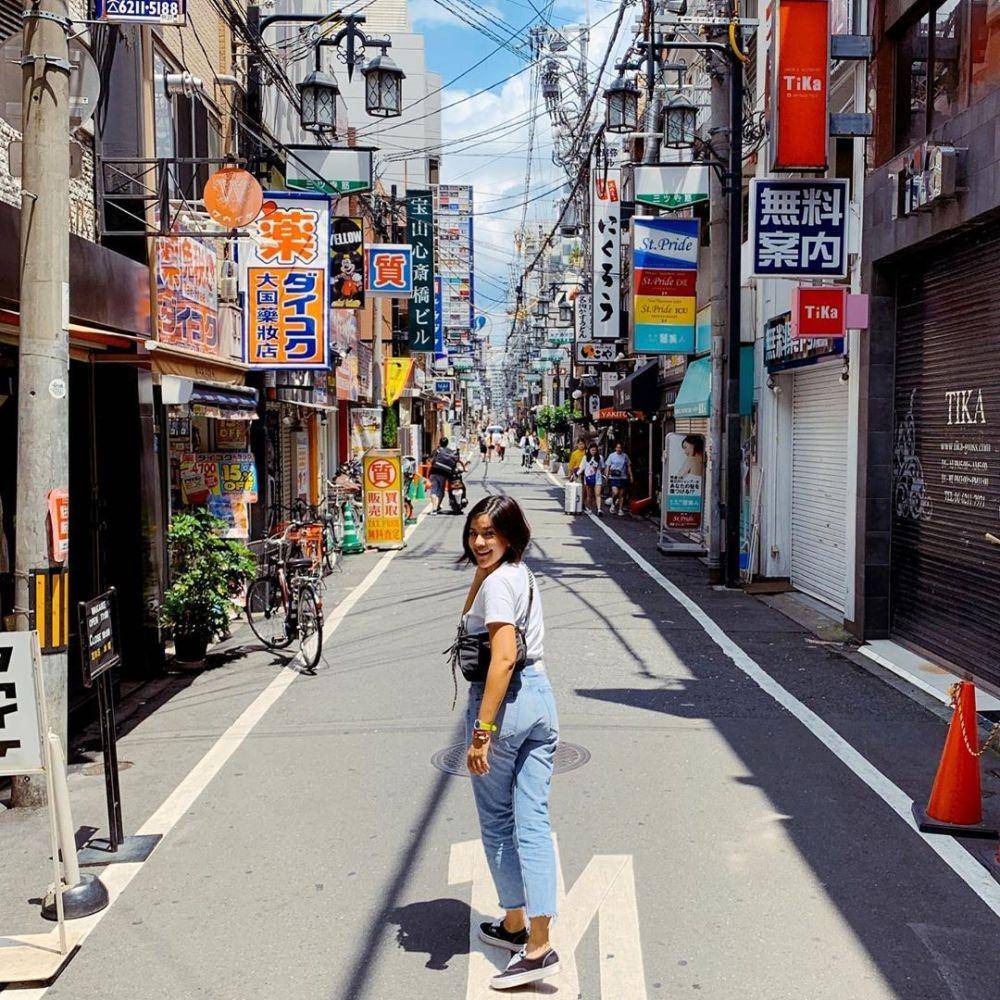 instagram.com/lucy.wiryono