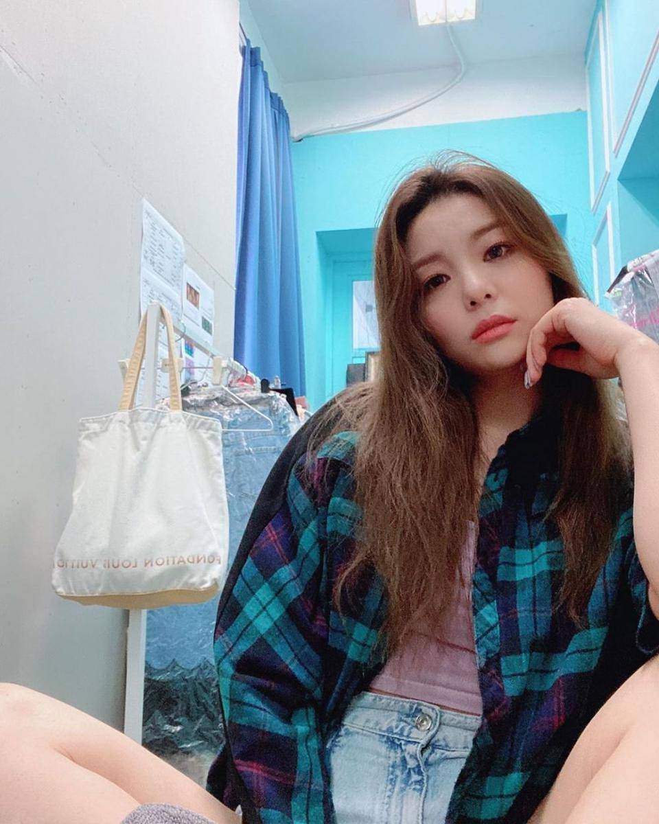 instagram.com/aileeonline
