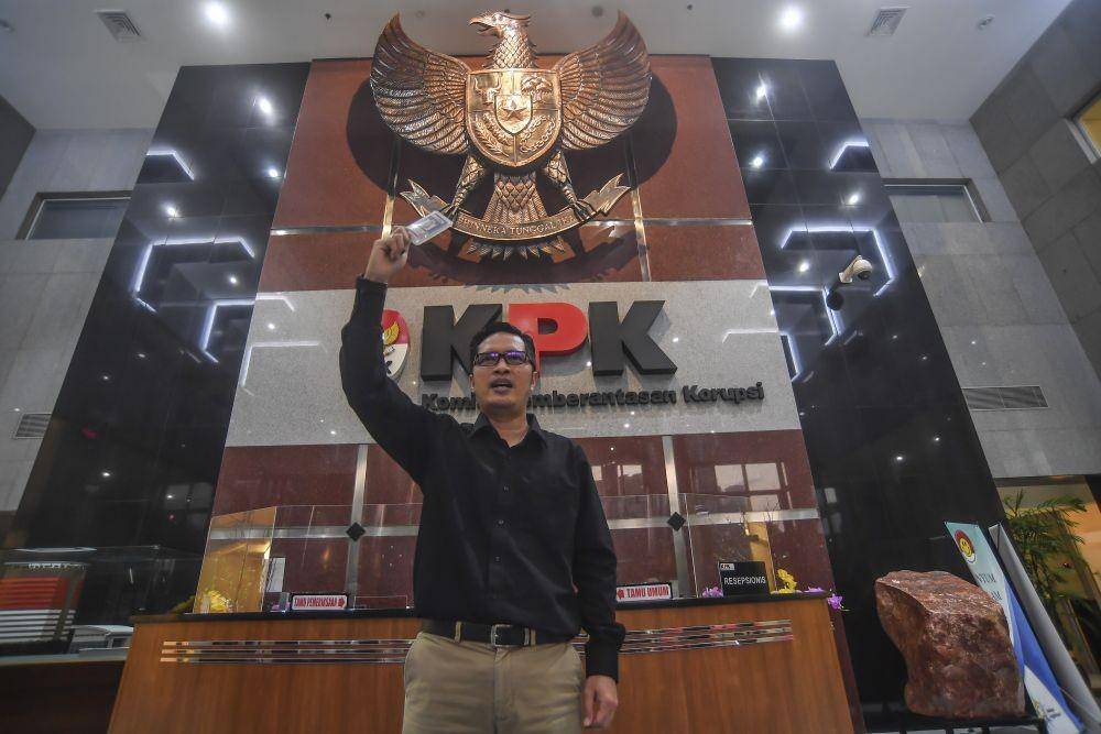 Kepala Biro Hubungan Masyarakat Febri Diansyah (ANTARA FOTO/Muhammad Adimaja)