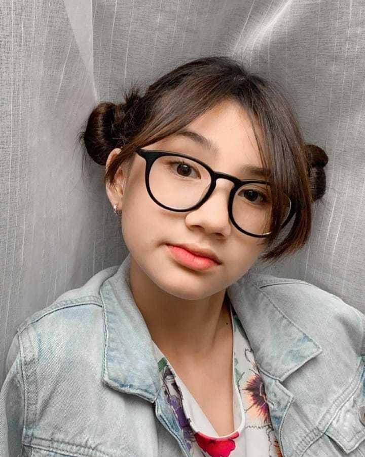 instagram.com/mollybaihaqi