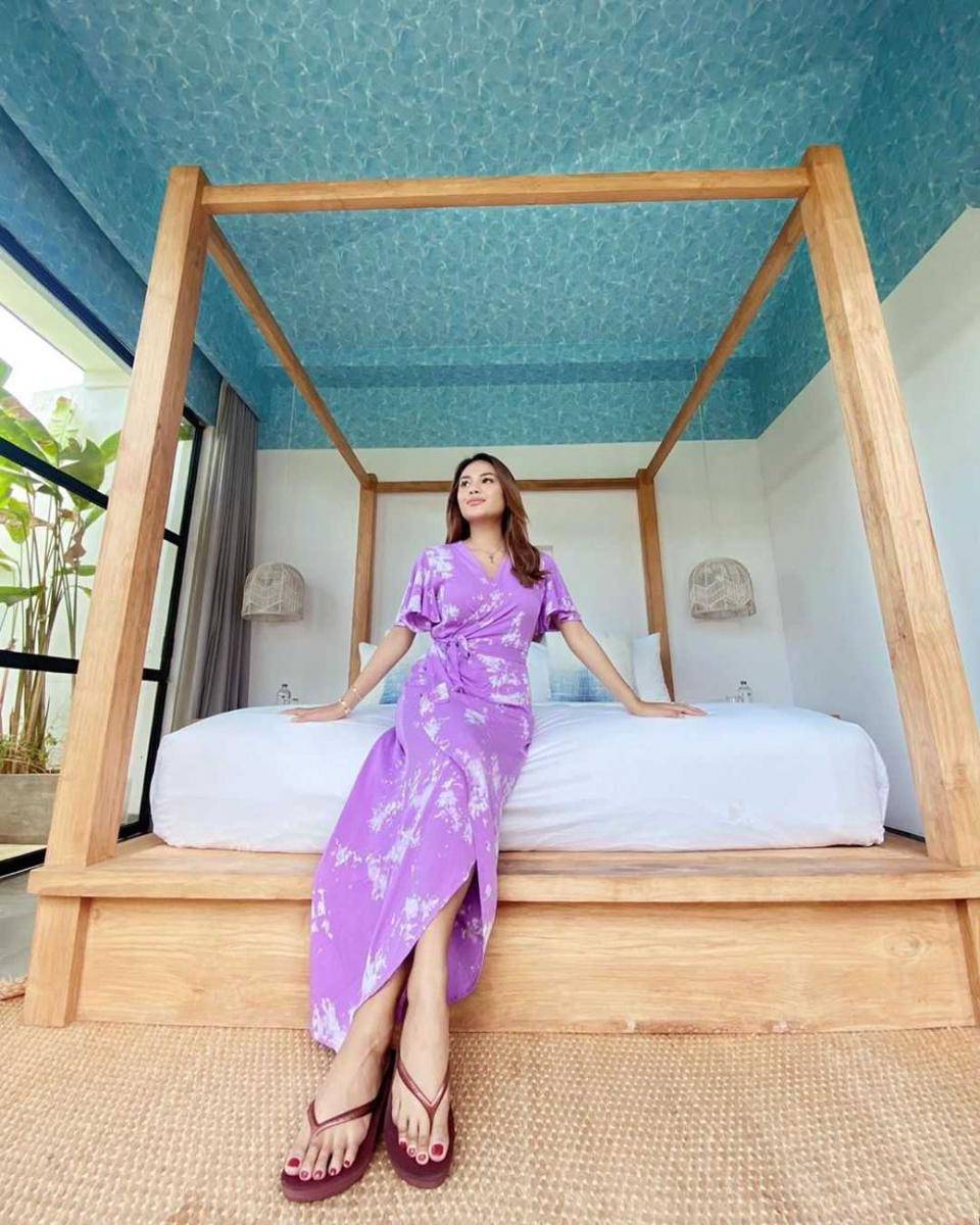 instagram.com/aurelie.hermansyah