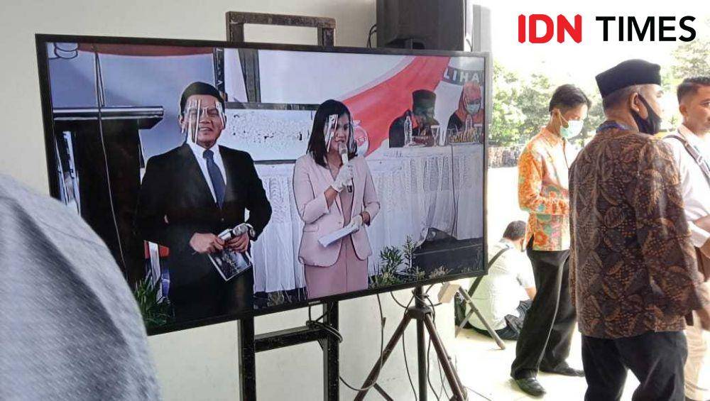 Pengambilan nomor urut Pilkada Lamongan yang disiarkan langsung melalui YouTube. IDN Times/Imron