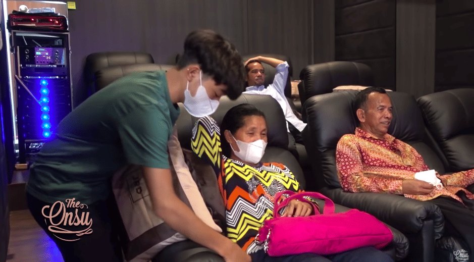 youtube.com/TheOnsuFamily