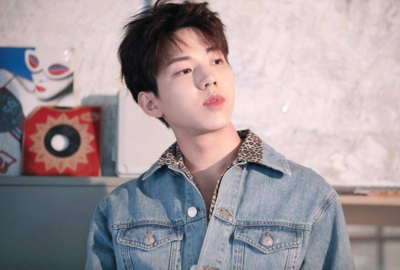 twitter.com/day6updates