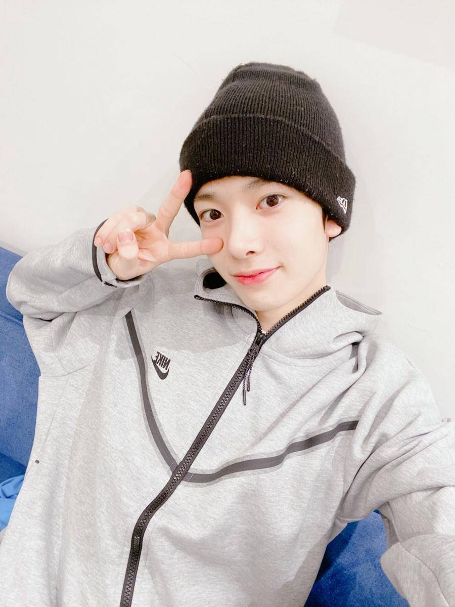 twitter.com/ENHYPEN_members