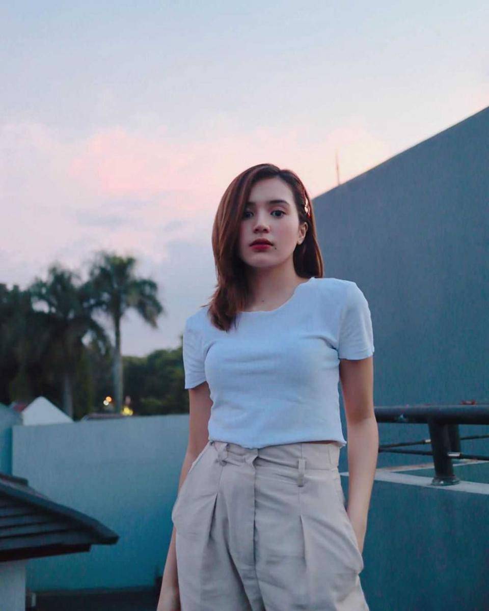 instagram.com/bebytsabina