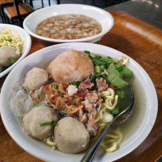 mi kuah bakso (instagram.com/baksogranatmasazis)