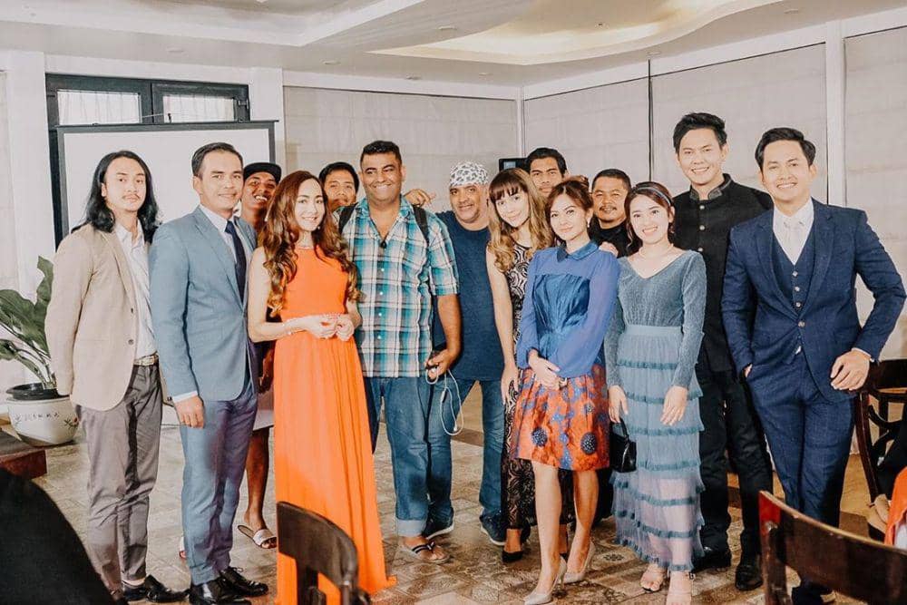 Bak Keluarga, 9 Potret Kekompakan Para Pemain Sinetron Hits Tanah Air
