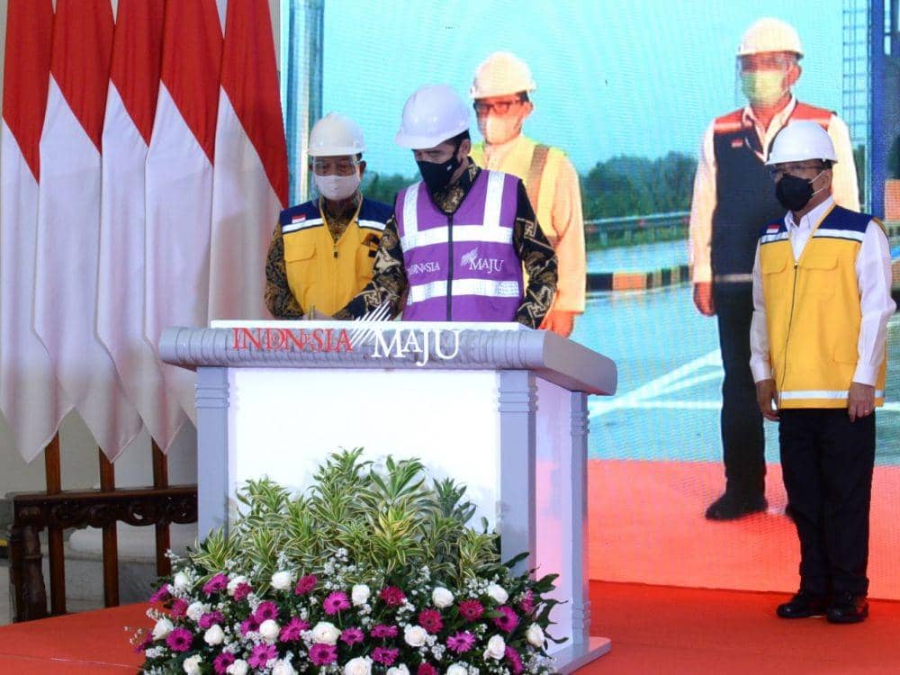 Presiden Jokowi resmikan Jalan Tol Pekanbaru-Dumai di Istana Kepresidenan Bogor pada Jumat (25/9/2020) (Dok. Biro Pers Kepresidenan)