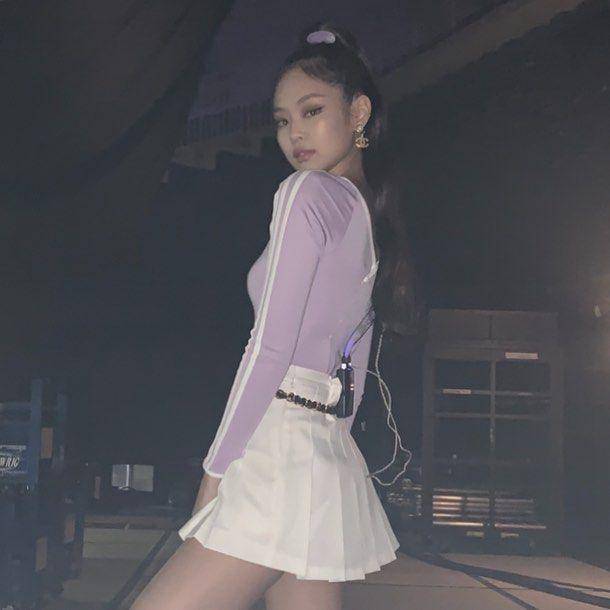 instagram.com/jennierubyjane