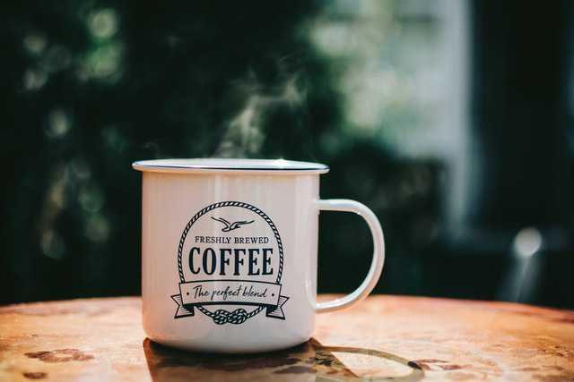 [PUISI] Suatu Pagi di Kedai Kopi