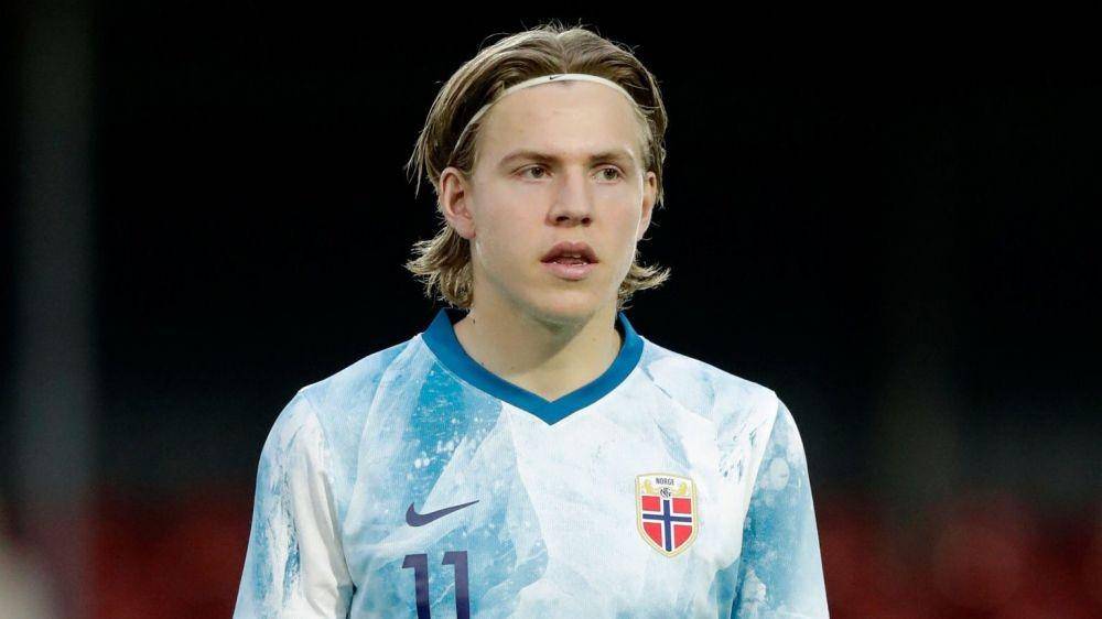 Jens Petter Hauge, gelandang muda asal Norwegia. Twitter/@futball_karim