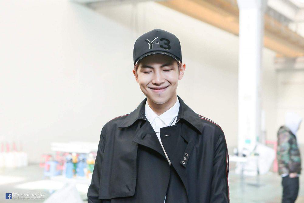 Penuh Arti, 10 Quotes Menginspirasi dari RM BTS yang Tenangkan Hati