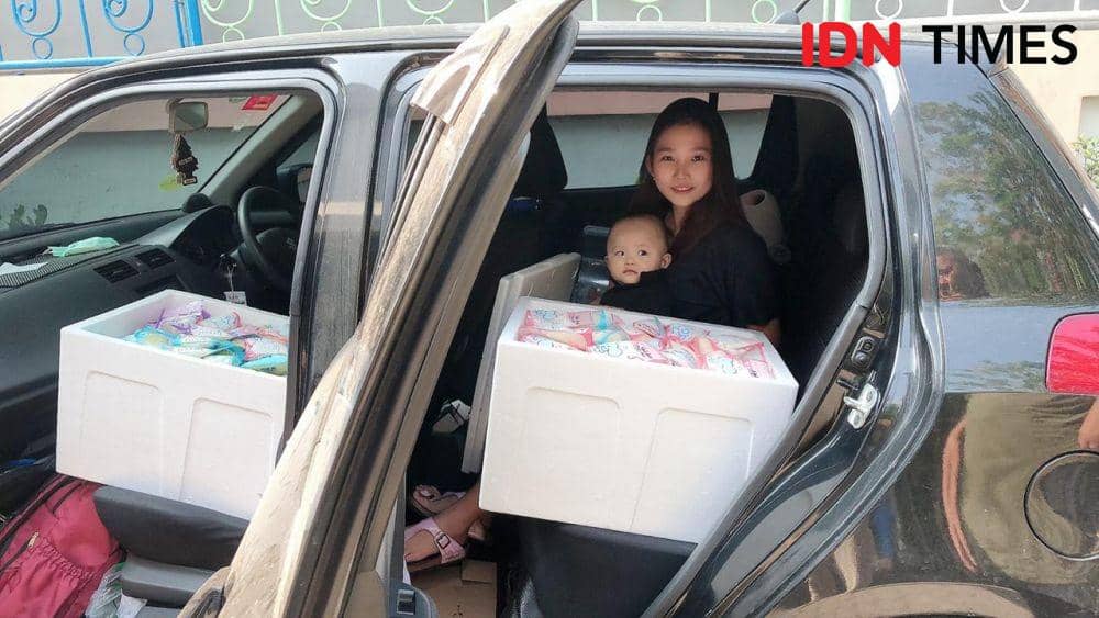 Sherly Lembono, rutin menyumbangkan ASI-nya ke panti asuhan. Sherly Lembono for IDN Times