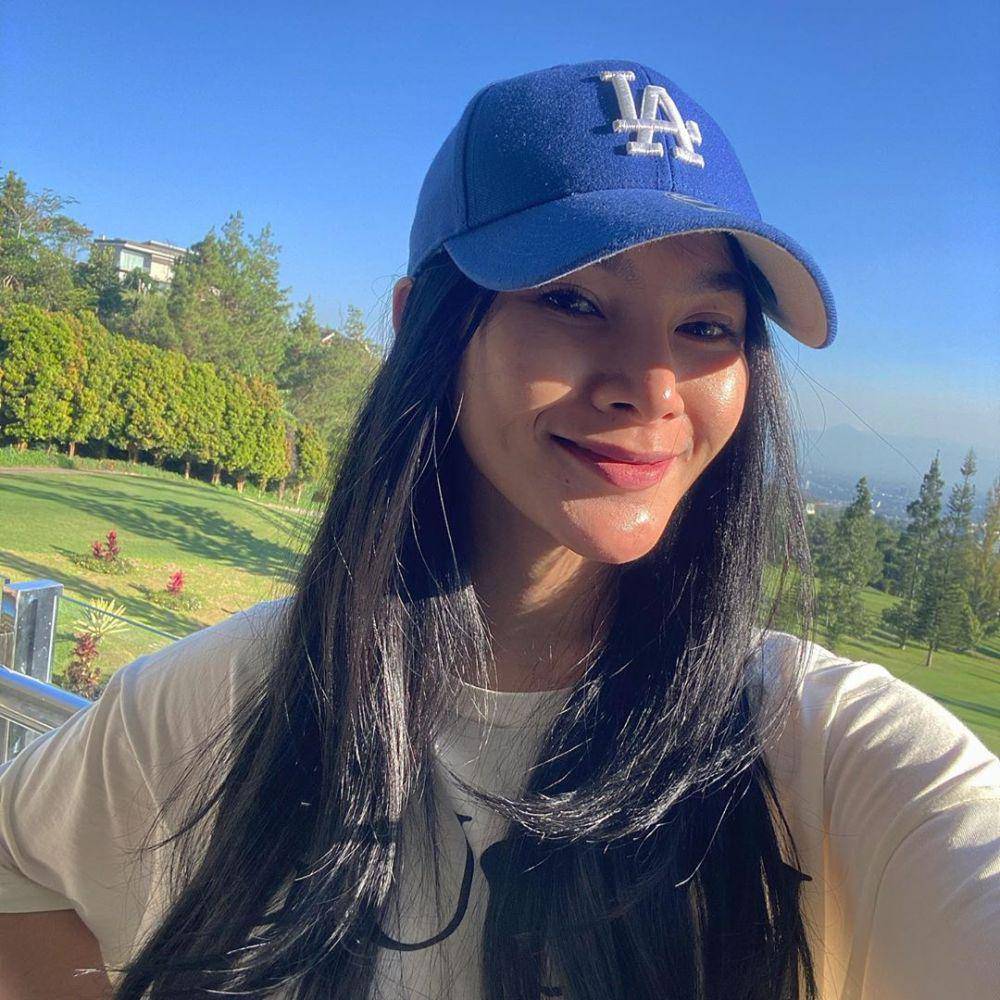 instagram.com/ginaaditya10