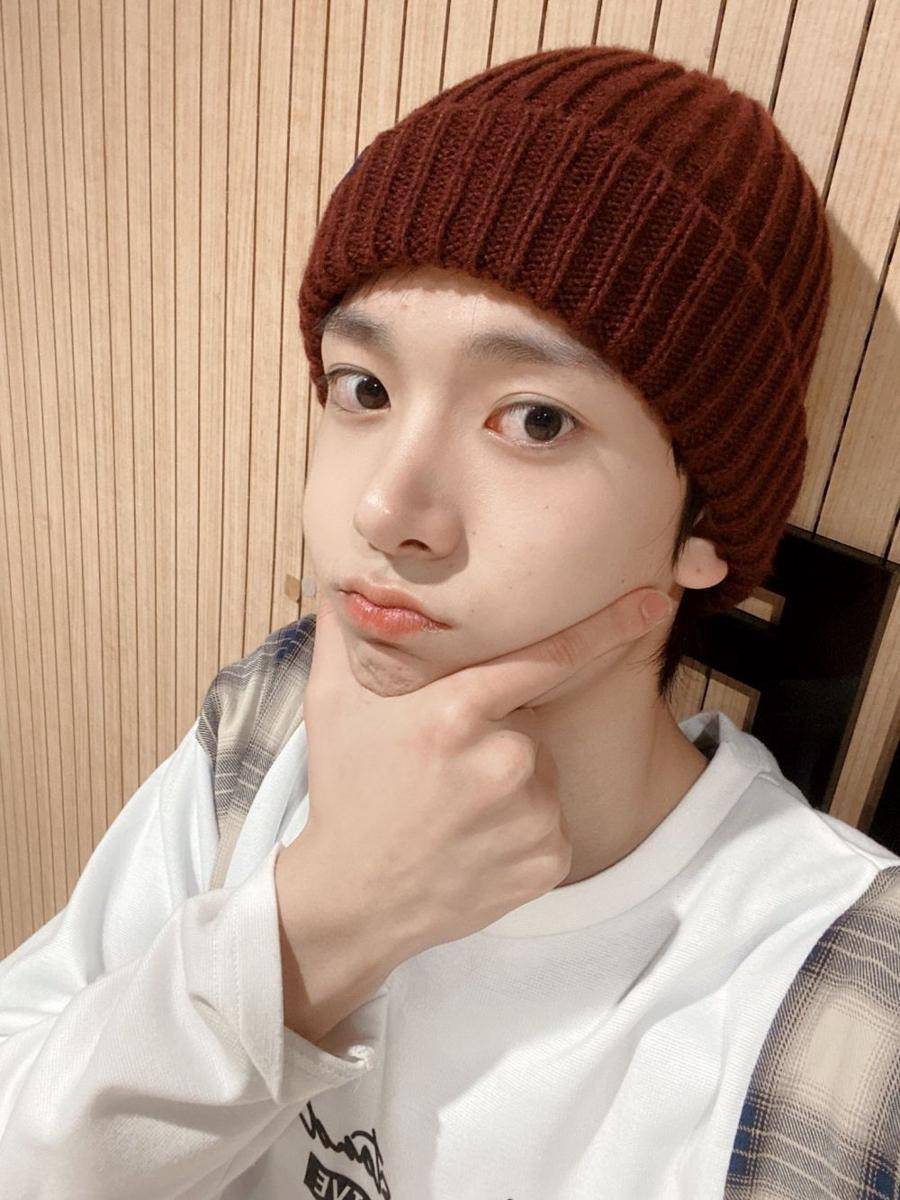 twitter.com/ENHYPEN_members