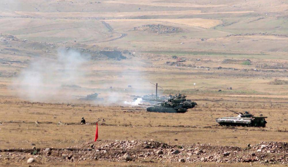 Tentara Armenia saat melakukan Latihan Militer di Kaukasus. twitter.com/ArmeniaMODTeam