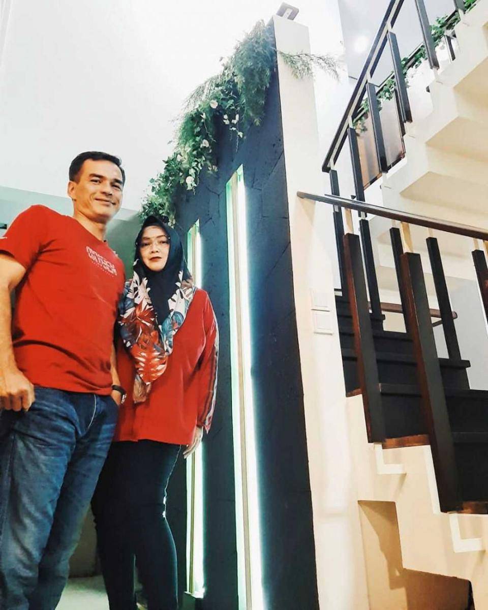 Instagram.com/rinagunawan74