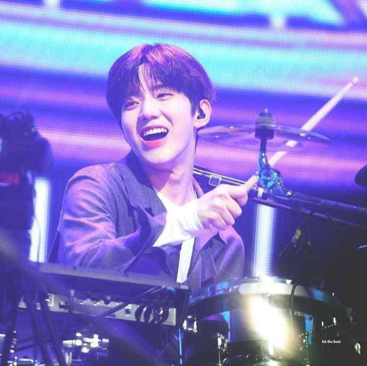 https://instagram.com/htb_dowoon?igshid=1hpl7lnq7ewhp
