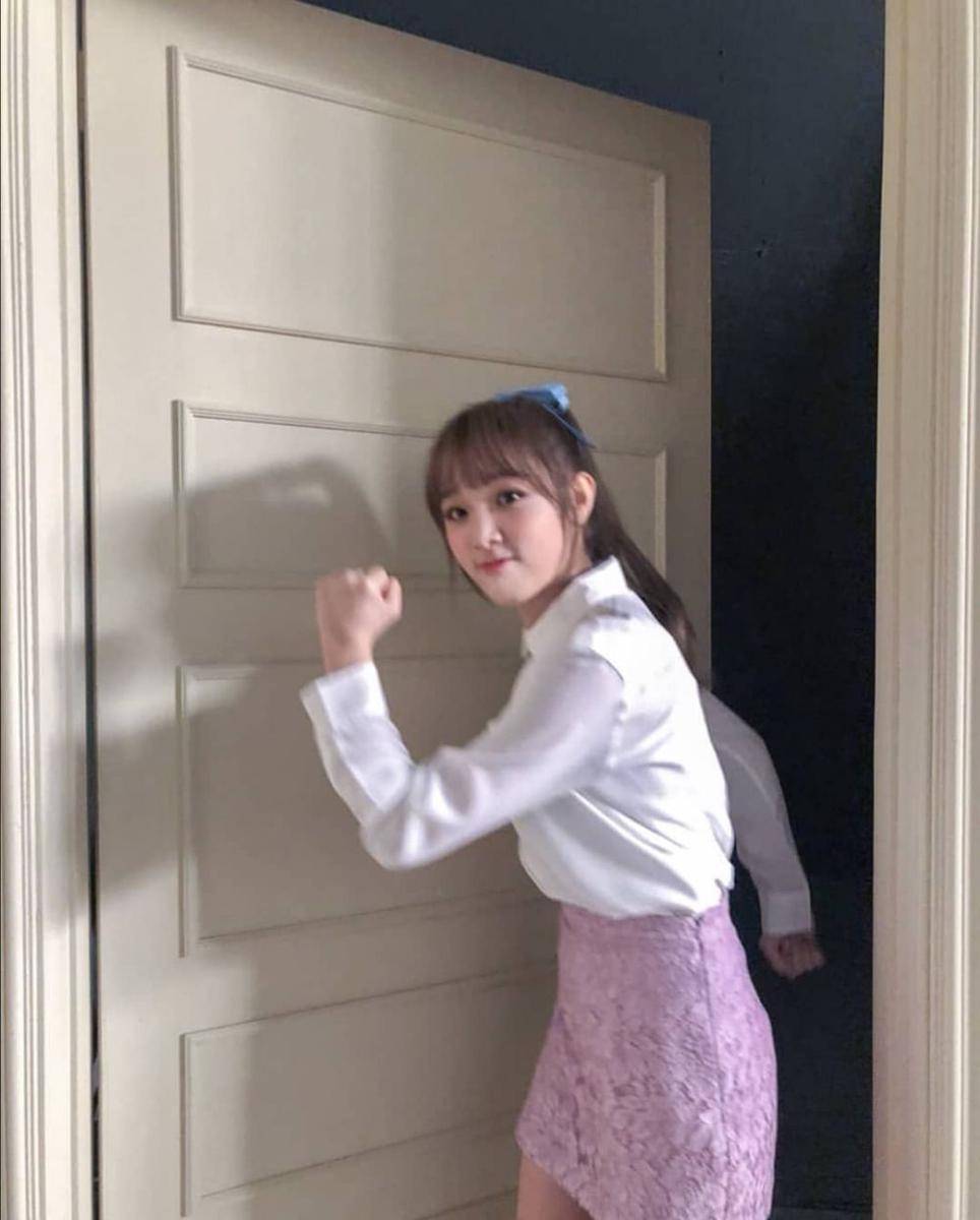 instagram.com/yena.izone