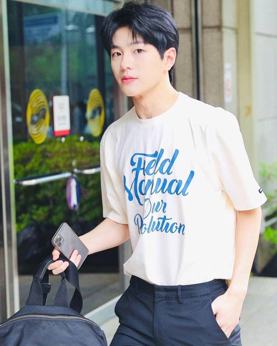 Instagram.com/choi_.bomin