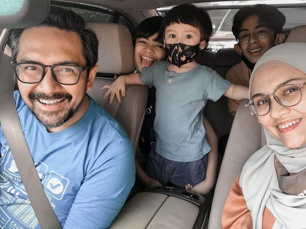 5 Artis Ini Jatuh Cinta Sama Jurnalis, Ada yang Sampai Menikah!