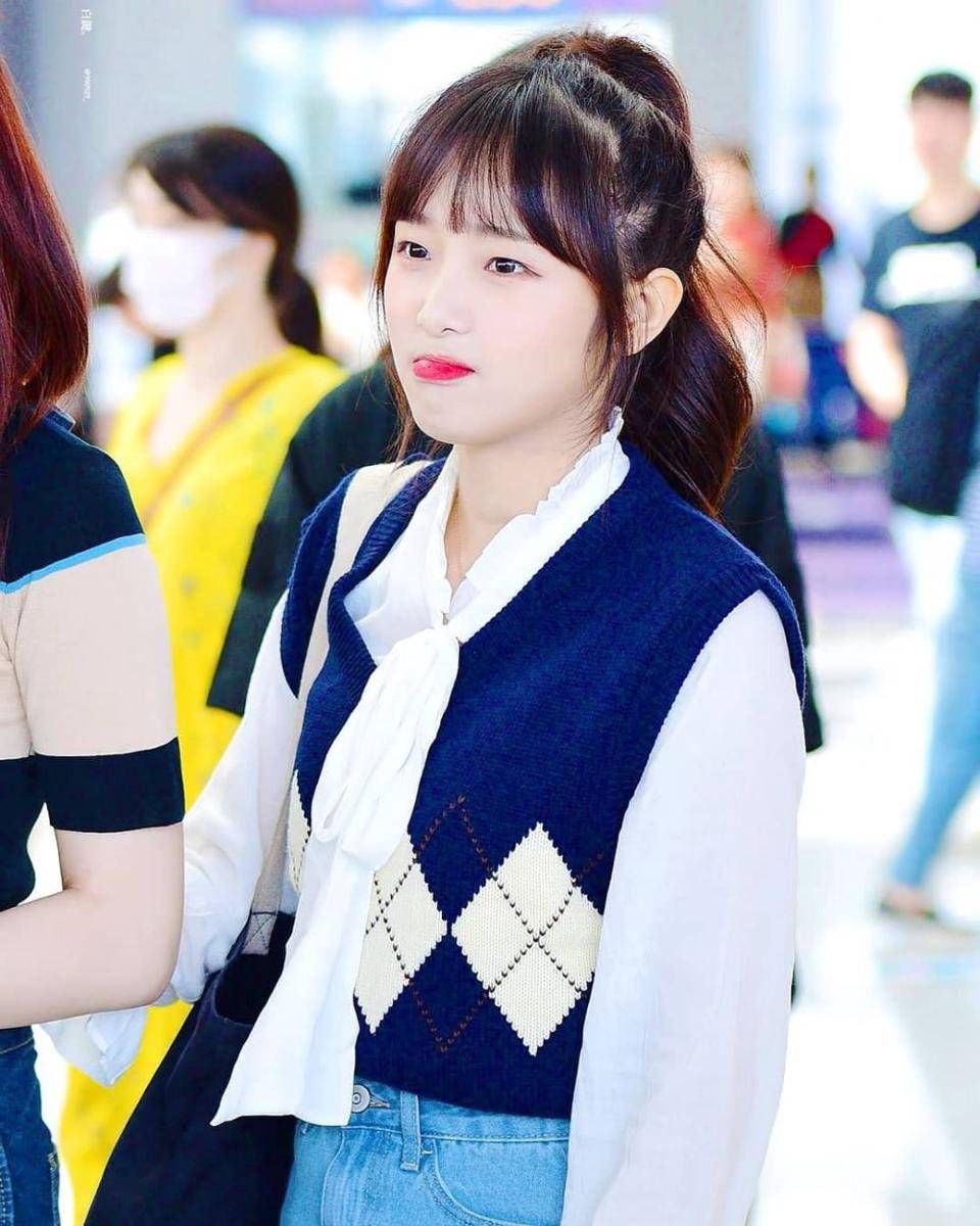 instagram.com/yena.izone