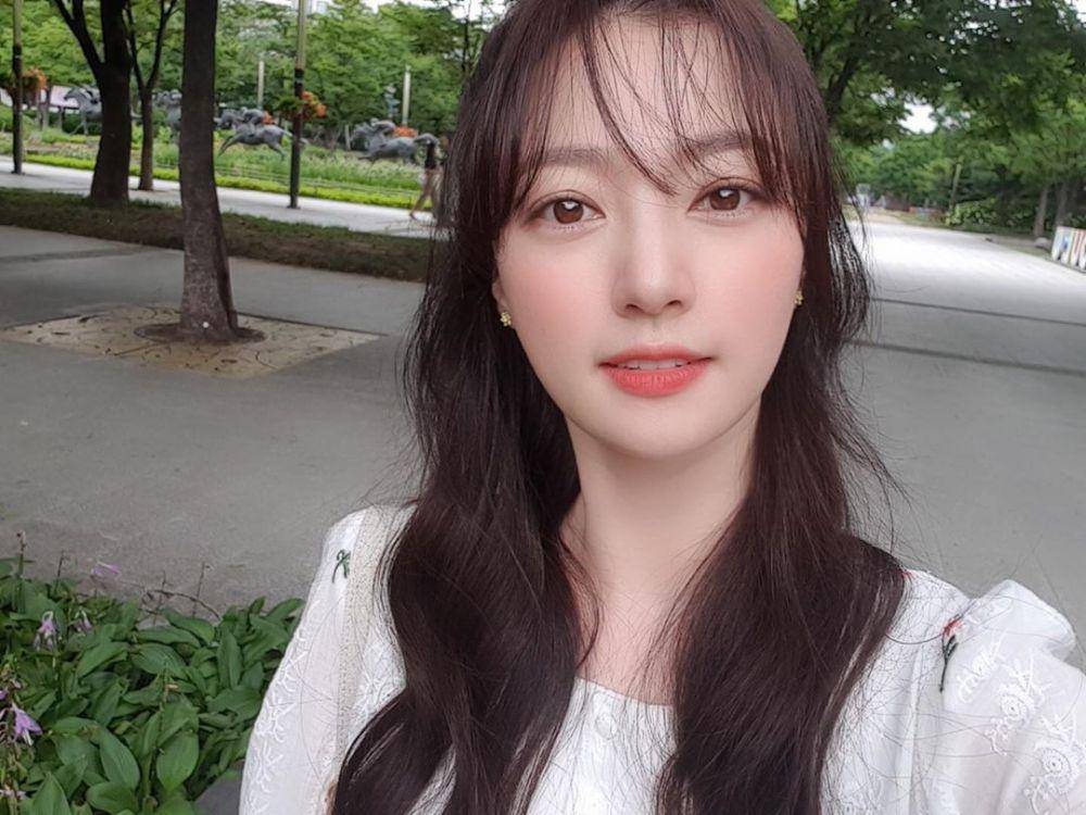 Instagram.com/hayoonsong1202