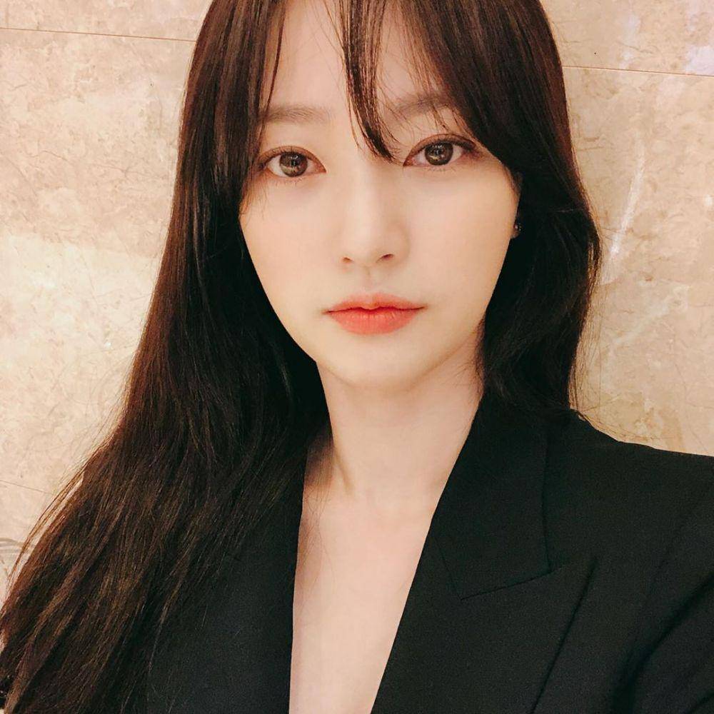 Instagram.com/hayoonsong1202