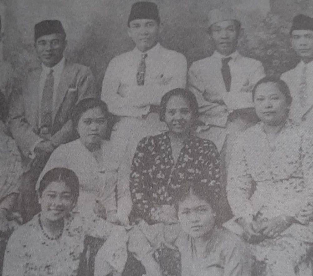 Sukarno bersama Inggit Garnasih