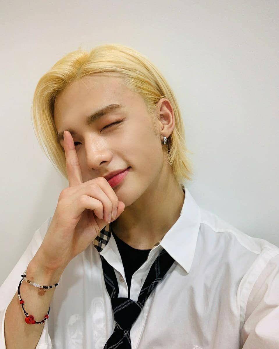 instagram.com/realstraykids