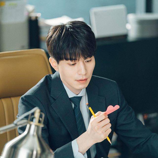 instagram.com/leedongwook_official