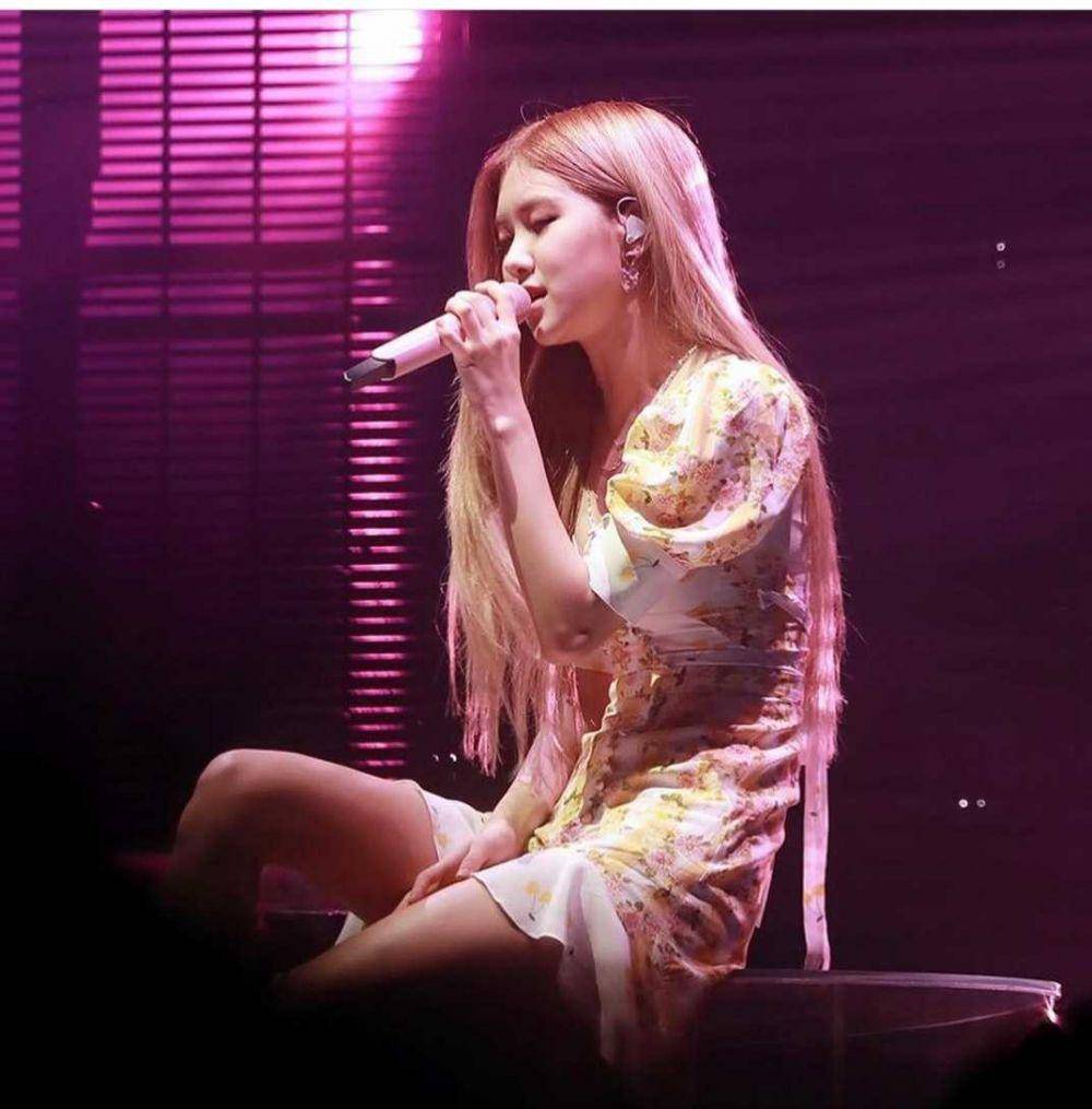 Instagram.com/blackpink_rose