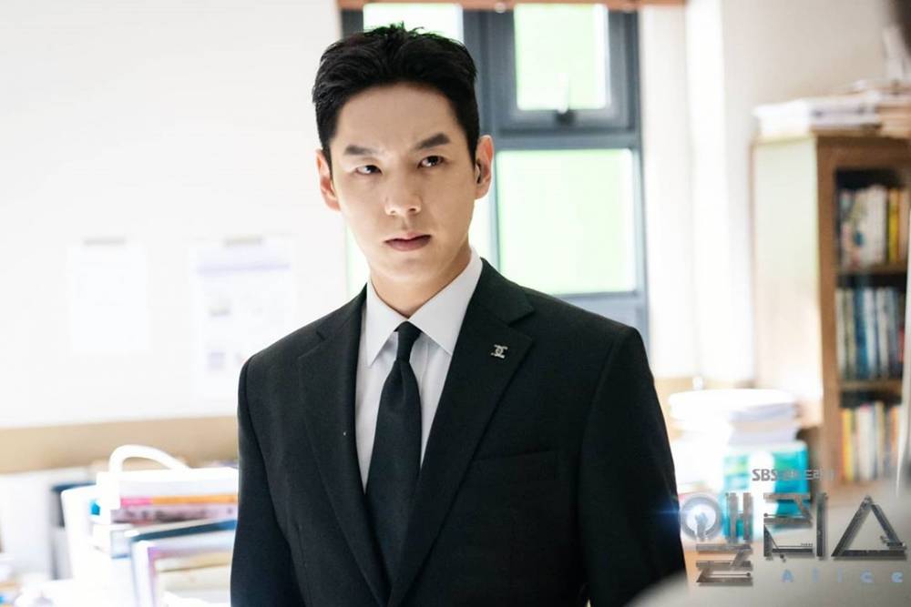 instagram.com/starhausm