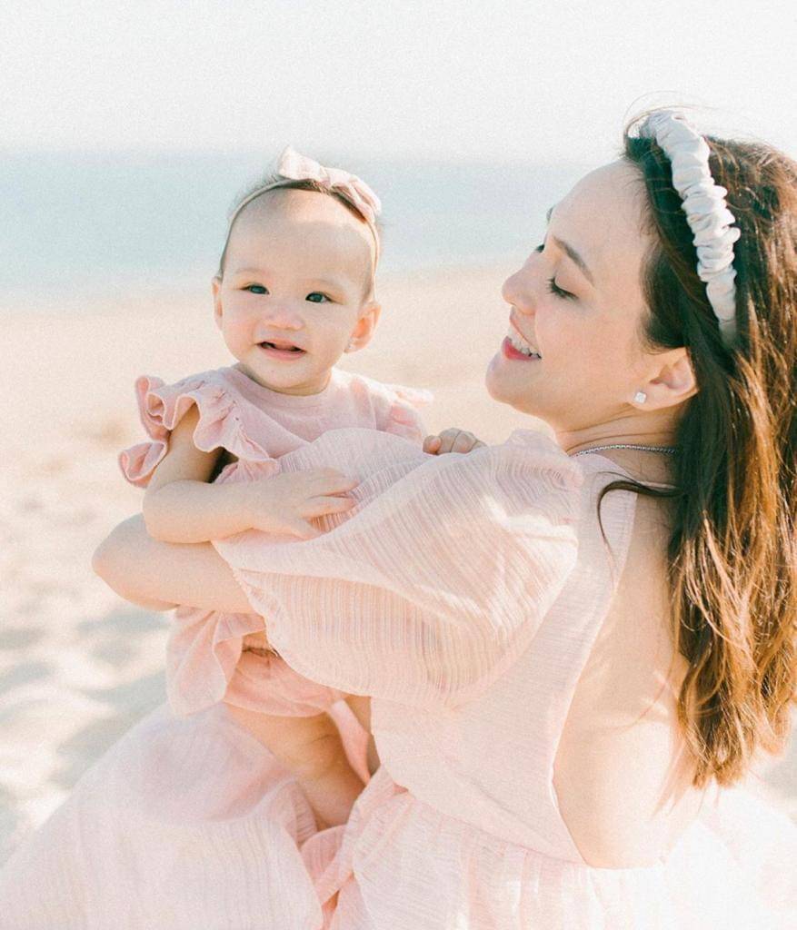 instagram.com/missclaireherbowo