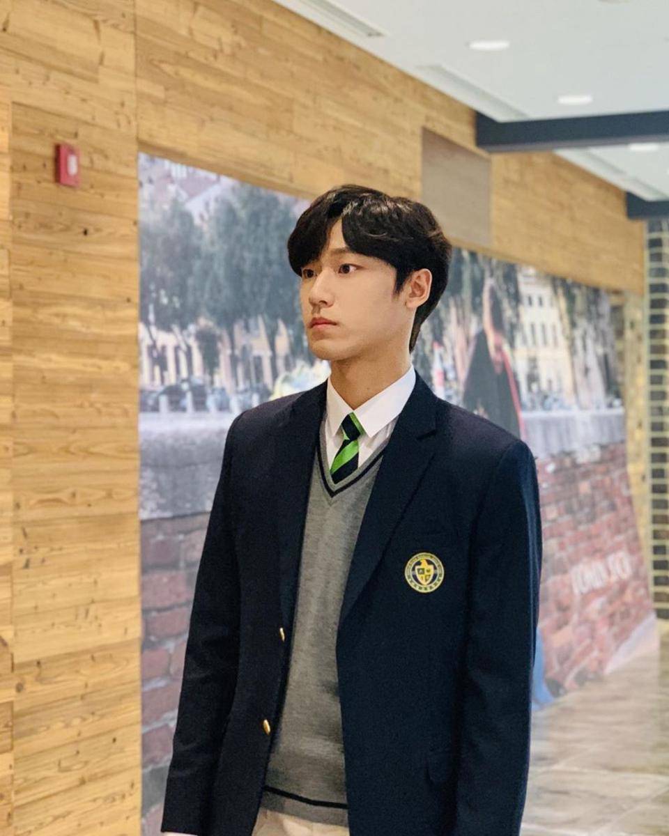 Instagram.com/ldh_sky