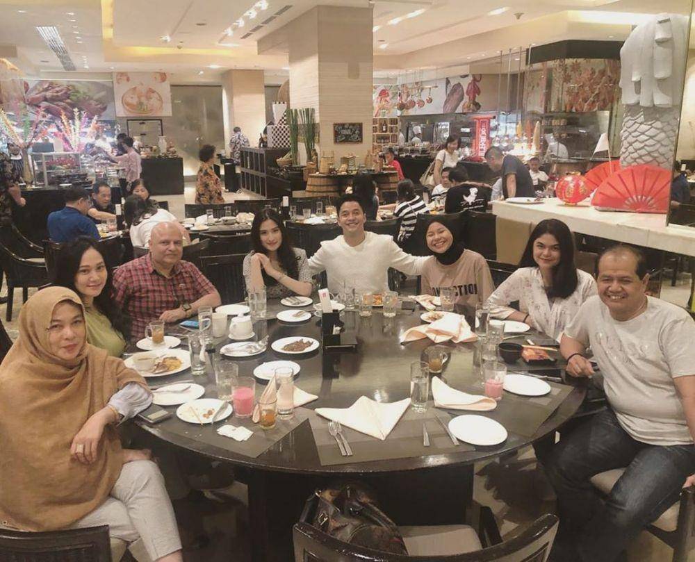 Adly Fairuz dan keluarga (instagram.com/adlyfayruz)