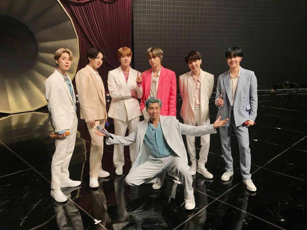 twitter.com/bts_bighit