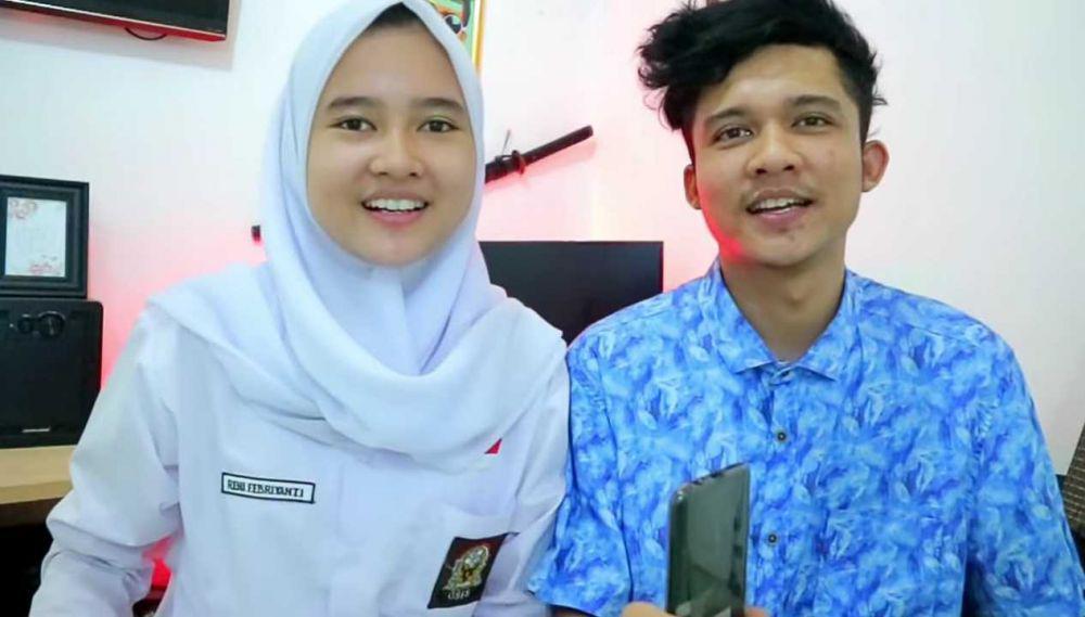 Dikira Pacaran! 9 Foto Deny dan Reny, YouTuber Kakak Adik Jago Beatbox