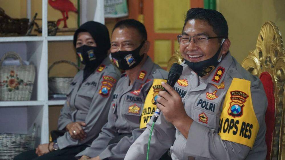 Kapolres Blitar, AKBP Ahmad Fanani Eko Prasetya saat menghadiri sebuah acara, IDN Times/ istimewa