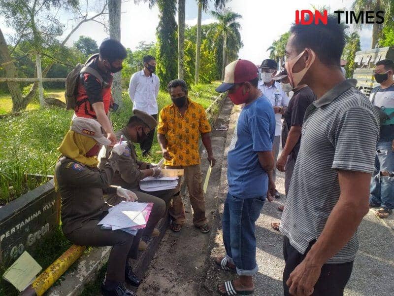 Sejumlah warga terjaring razia yustisia Perbup PPU (IDN Times/Ervan Masbanjar)