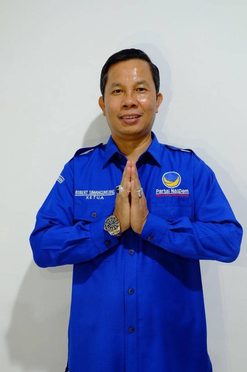 Ketua NasDem Surabaya, sekaligus advokat pendukung Machfud-Mujiaman, Robert Simangunsong. Dokumentasi Istimewa