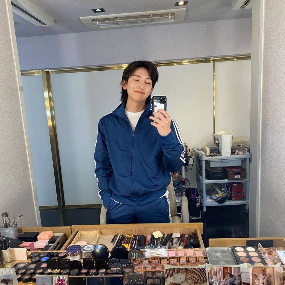 instagram.com/jichangwook