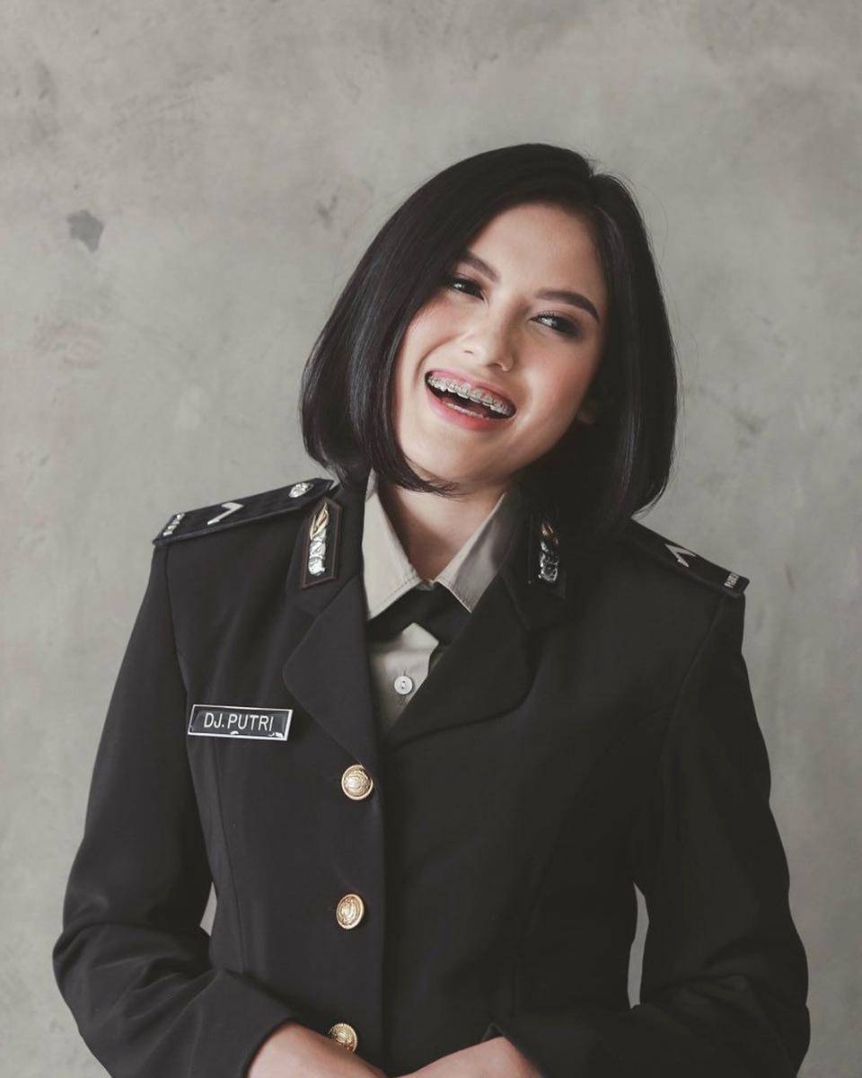 instagram.com/djputrii