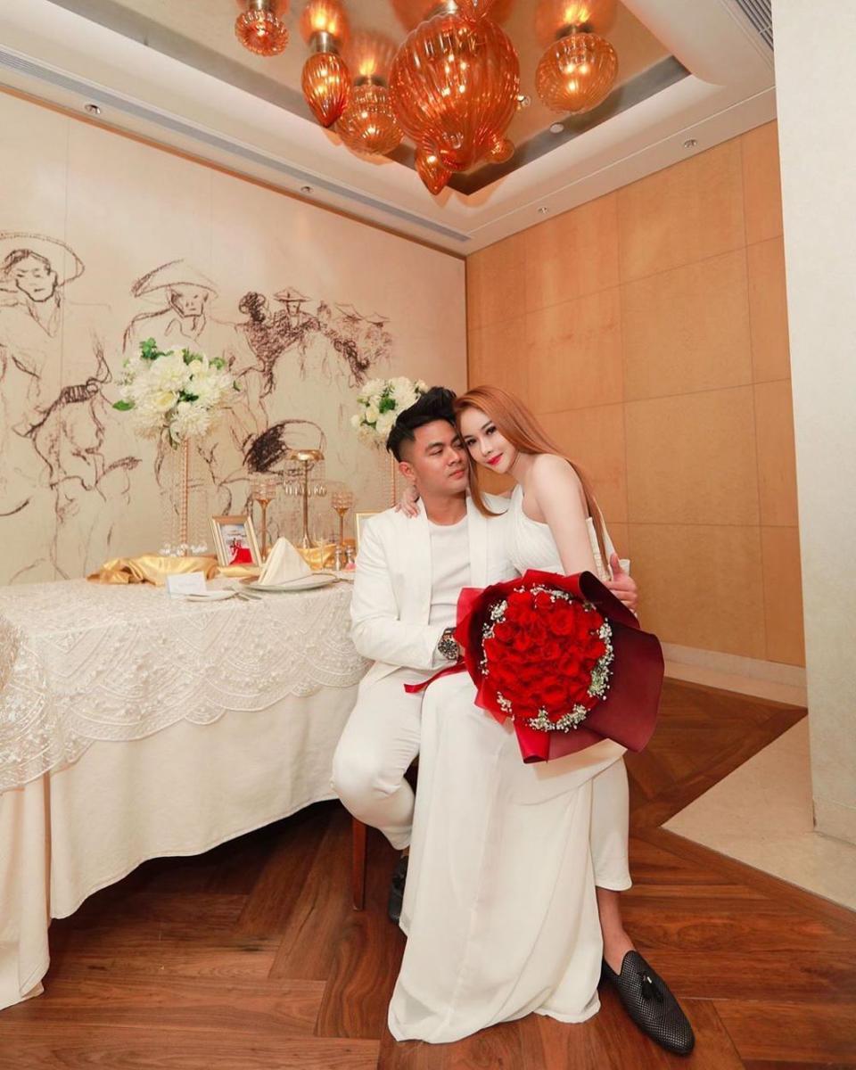 Istri Hamil, 9 Kemesraan Guntur Triyoga & Apristiyah yang Glamor Abis!