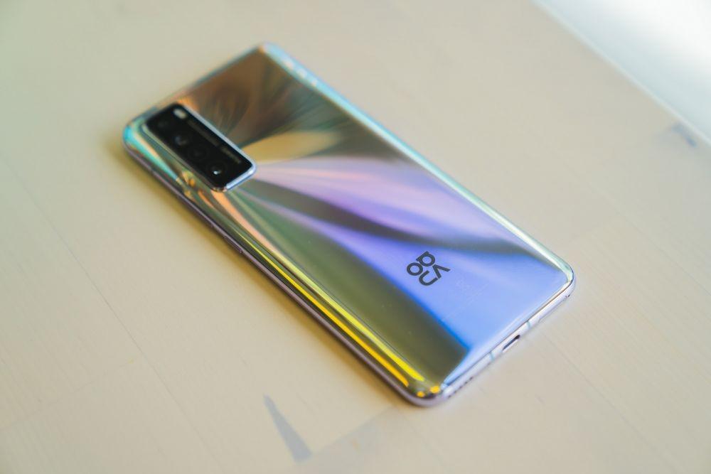 HUAWEI nova 7: Spesifikasi Tinggi untuk Smartphone Kelas Menengah