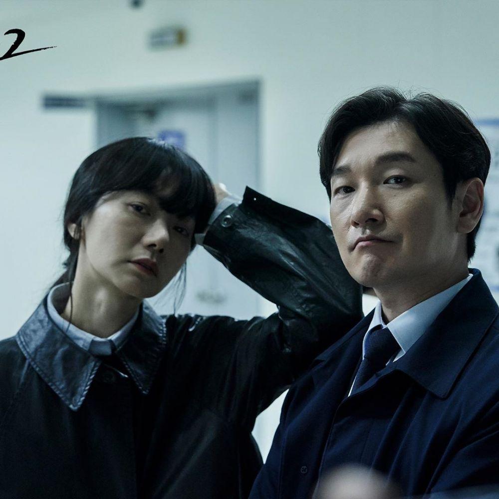 9 Momen Akrab Bae Doona & Cho Seung Woo, Tokoh Utama "Stranger 2"
