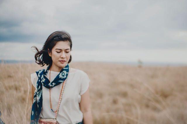 5 Tips Mencuci Kain Tenun Supaya Awet dan Warnanya Tak Memudar