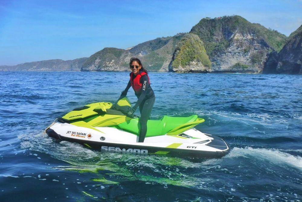 Instagram.com/anindyakputri