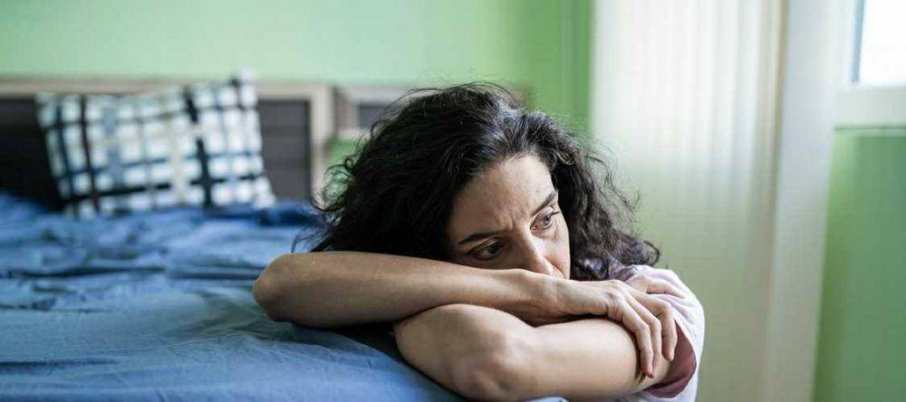 Penyakit Meniere bisa menyebabkan kelelahan dan stres. (hopkinsmedicine.org)